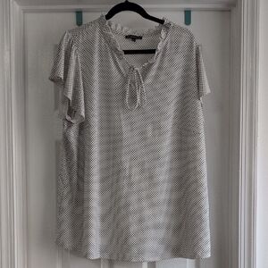 Adrianna Papell Black and White Patterned Blouse